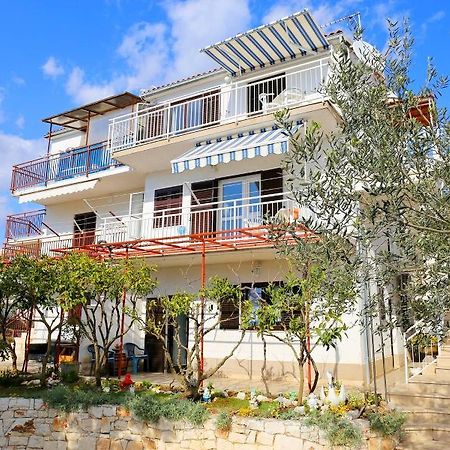 Apartmani Gabric Трогир Экстерьер фото