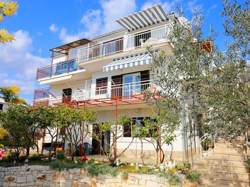 Apartmani Gabric Трогир Экстерьер фото