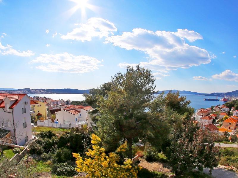 Apartmani Gabric Трогир Экстерьер фото