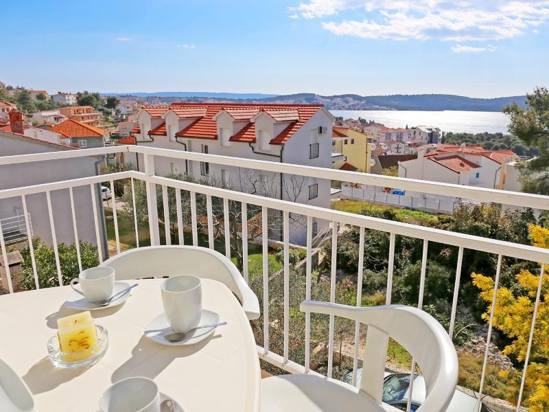 Apartmani Gabric Трогир Экстерьер фото